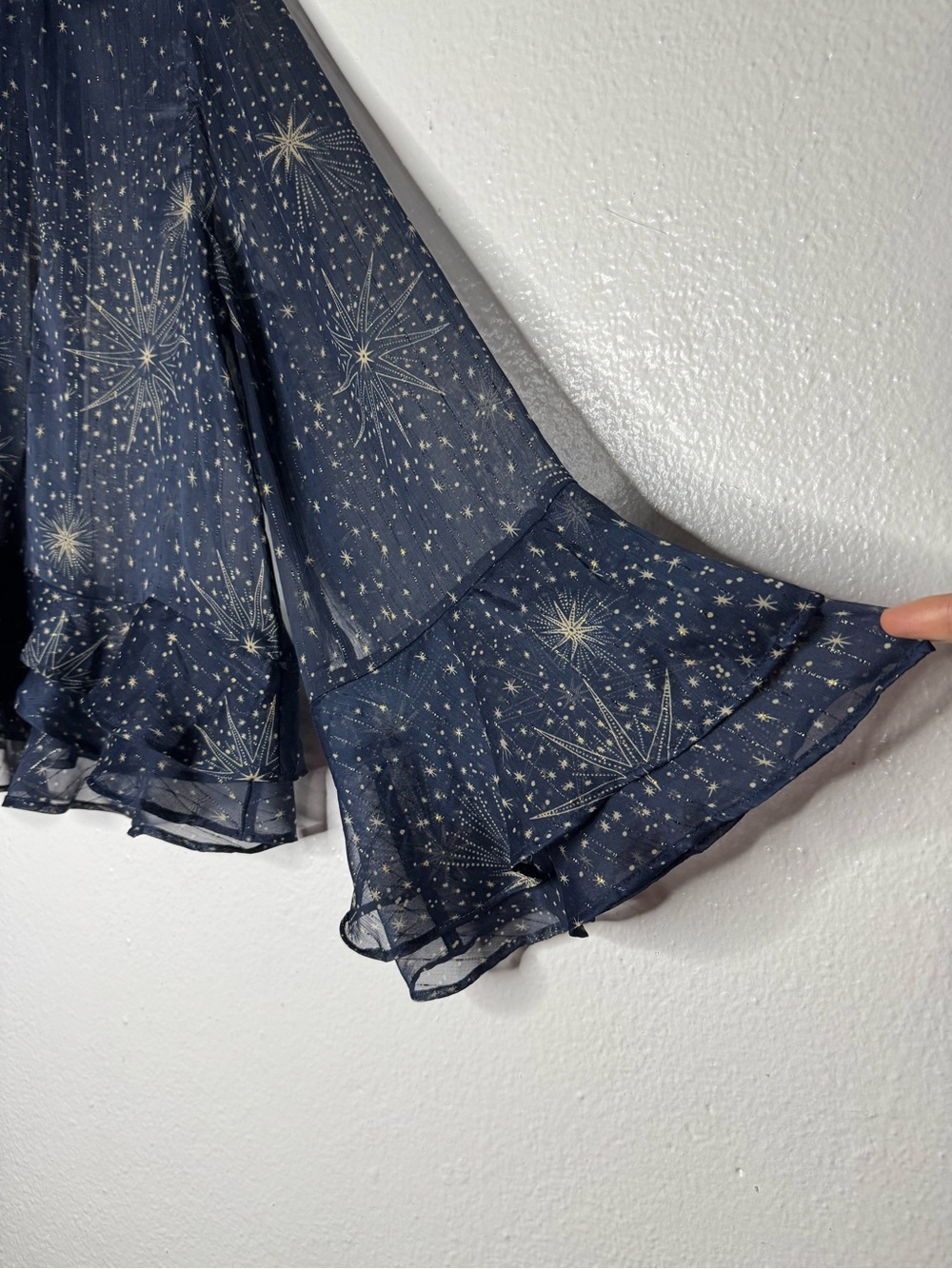 LOFT Celestial Shimmer Ruffle Peplum Blouse Navy Blue Sheer Star Print Sz XL - Picture 6 of 10